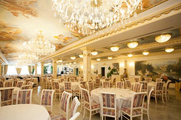 Hotel Alexander Palace Abano Terme Exterior photo