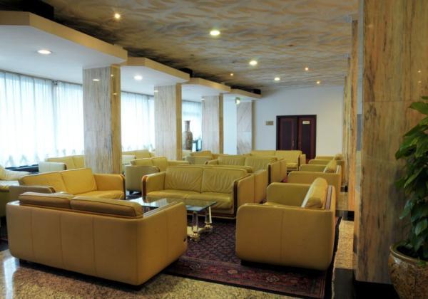 Hotel Alexander Palace Abano Terme Exterior photo